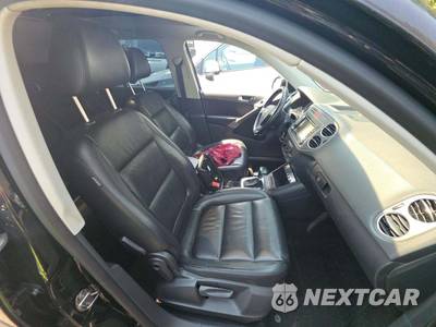2010 Volkswagen Tiguan SE - zdjęcie 18 z 35 - miniatura