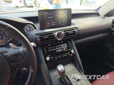 2024 Lexus IS 350 F SPORT Design - zdjęcie 10 z 23 - miniatura