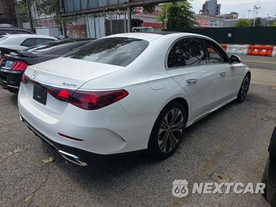 2025 Mercedes-Benz E 350 4MATIC Sedan - zdjęcie 3 z 21 - miniatura