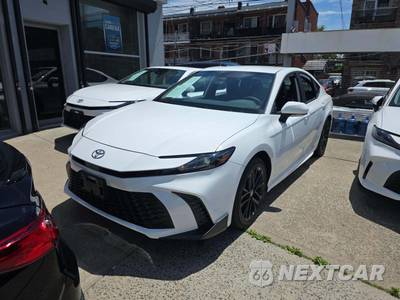 2026 Toyota Camry SE - zdjęcie 1 z 20 - miniatura
