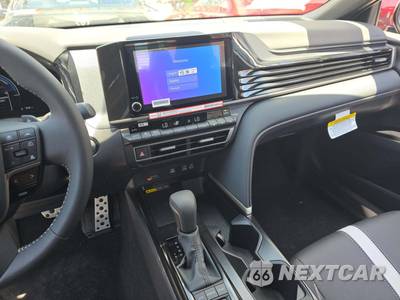 2026 Toyota Camry SE - zdjęcie 10 z 20 - miniatura