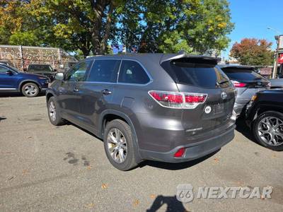 2015 Toyota Highlander LE Plus - zdjęcie 2 z 25 - miniatura