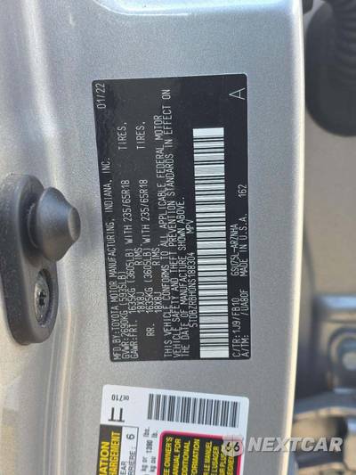 2022 Toyota Highlander LE - zdjęcie 5 z 23 - miniatura
