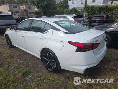2024 Nissan Altima SR - zdjęcie 2 z 25 - miniatura