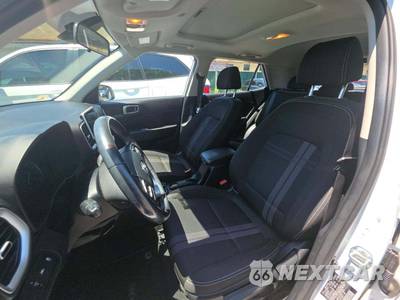 2022 Hyundai Venue SEL - zdjęcie 6 z 28 - miniatura