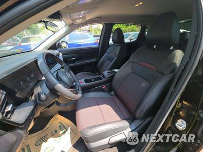 2026 Nissan Kicks SR - zdjęcie 6 z 22 - miniatura