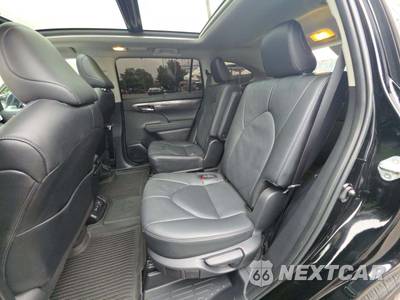 2024 Toyota Highlander Platinum - zdjęcie 13 z 24 - miniatura