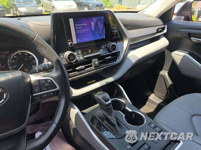 2023 Toyota Highlander XLE - zdjęcie 10 z 26 - miniatura