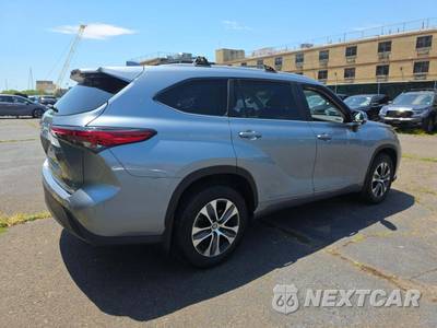 2023 Toyota Highlander XLE - zdjęcie 3 z 26 - miniatura