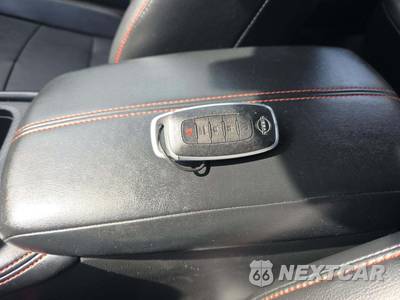 2025 Nissan Sentra SR - zdjęcie 8 z 23 - miniatura