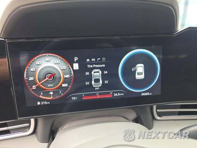 2025 Hyundai Elantra SEL Convenience - zdjęcie 9 z 22 - miniatura