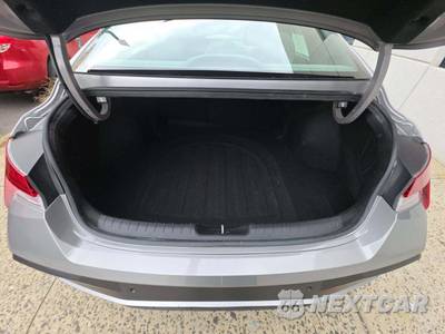2025 Hyundai Elantra SEL Convenience - zdjęcie 14 z 22 - miniatura