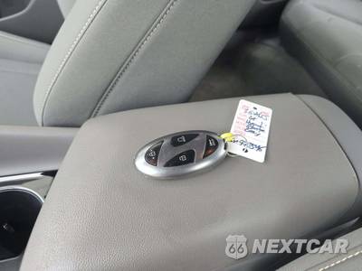 2025 Hyundai Elantra SEL Convenience - zdjęcie 8 z 22 - miniatura