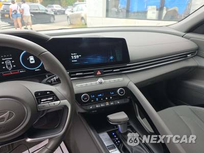 2025 Hyundai Elantra SEL Convenience - zdjęcie 10 z 22 - miniatura