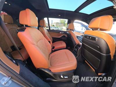 2024 BMW X7 Sports Activity Vehicle xDrive40i M SPORT LINE - zdjęcie 17 z 23 - miniatura