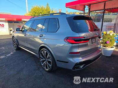 2024 BMW X7 Sports Activity Vehicle xDrive40i M SPORT LINE - zdjęcie 2 z 23 - miniatura