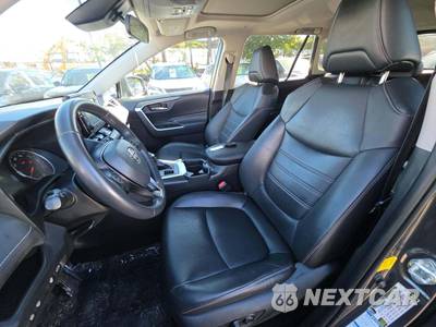 2021 Toyota RAV4 XLE Premium - zdjęcie 6 z 24 - miniatura
