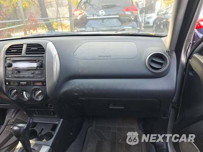 2005 Toyota RAV4 - zdjęcie 19 z 28 - miniatura