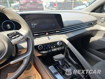 2025 Hyundai Elantra SEL Convenience - zdjęcie 10 z 21 - miniatura