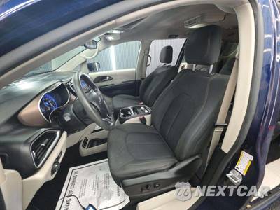 2018 Chrysler Pacifica Touring Plus 121.6" WB - zdjęcie 6 z 25 - miniatura