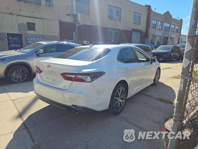 2023 Toyota Camry XLE - zdjęcie 3 z 30 - miniatura