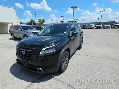 2022 Nissan Pathfinder SV - zdjęcie 1 z 25 - miniatura