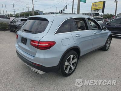 2017 Mercedes-Benz GLC 300 4MATIC - zdjęcie 3 z 25 - miniatura