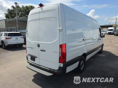 2022 Mercedes-Benz Sprinter 2500 Cargo Van High Roof 170.0" WB - zdjęcie 3 z 22 - miniatura
