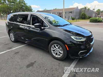 2023 Chrysler Pacifica Touring L 121.6" WB - zdjęcie 4 z 24 - miniatura