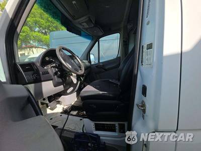 2016 Mercedes-Benz Sprinter 2500 Cargo Van Standard Roof 144.3" WB - zdjęcie 6 z 19 - miniatura