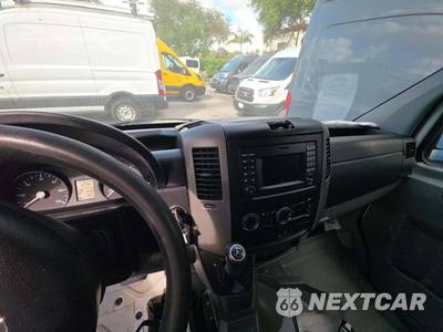 2016 Mercedes-Benz Sprinter 2500 Cargo Van Standard Roof 144.3" WB - zdjęcie 10 z 19 - miniatura