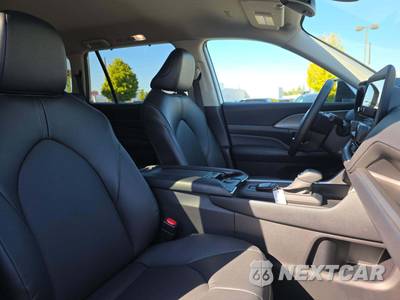 2025 Toyota Grand Highlander XLE - zdjęcie 16 z 21 - miniatura