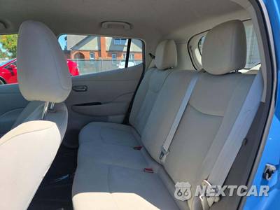 2011 Nissan LEAF SL-e - zdjęcie 13 z 29 - miniatura