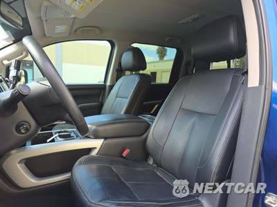 2017 Nissan TITAN SL Crew Cab Short Bed - zdjęcie 3 z 28 - miniatura