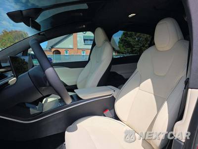 2023 Tesla Model X Plaid - zdjęcie 3 z 22 - miniatura