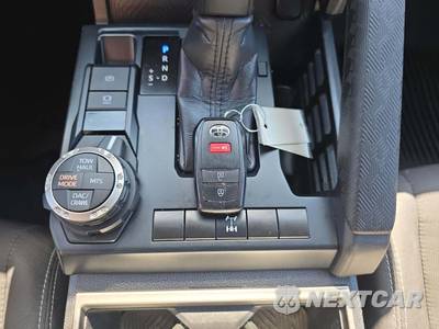 2025 Toyota Tacoma TRD Off-Road Crew Cab Long Bed - zdjęcie 5 z 23 - miniatura