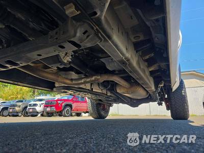 2025 Toyota Tacoma TRD Off-Road Crew Cab Long Bed - zdjęcie 4 z 23 - miniatura