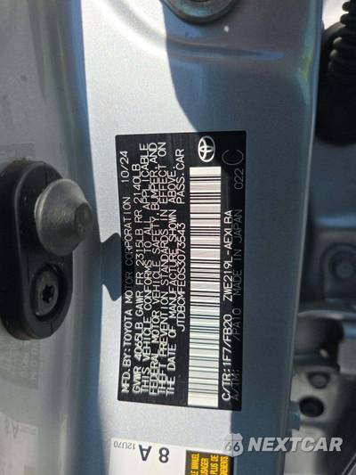 2025 Toyota Corolla Hybrid LE Sedan - zdjęcie 2 z 21 - miniatura