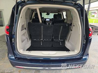 2022 Chrysler Pacifica Touring L 121.6" WB - zdjęcie 15 z 31 - miniatura
