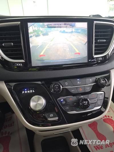2022 Chrysler Pacifica Touring L 121.6" WB - zdjęcie 30 z 31 - miniatura
