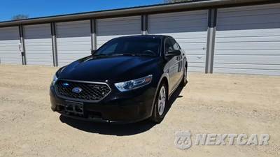 2016 Ford Police Interceptor Sedan - zdjęcie 1 z 24 - miniatura