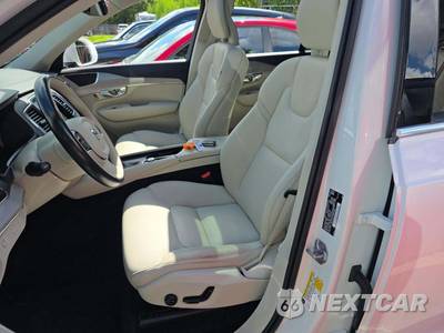 2021 Volvo XC90 T5 Momentum 7-Passenger - zdjęcie 6 z 30 - miniatura