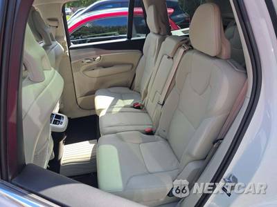 2021 Volvo XC90 T5 Momentum 7-Passenger - zdjęcie 13 z 30 - miniatura