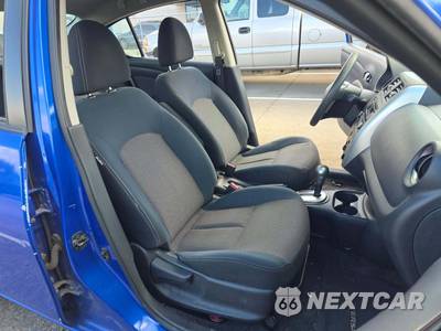 2016 Nissan Versa SV - zdjęcie 18 z 28 - miniatura