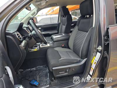 2018 Toyota Tundra SR5 Crew Cab Short Bed - zdjęcie 6 z 23 - miniatura