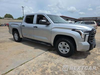 2023 Toyota Tundra SR Crew Cab Short Bed - zdjęcie 4 z 25 - miniatura