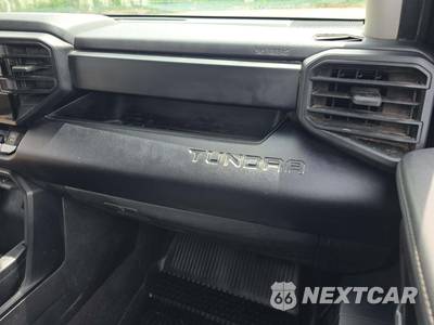 2023 Toyota Tundra SR Crew Cab Short Bed - zdjęcie 19 z 25 - miniatura