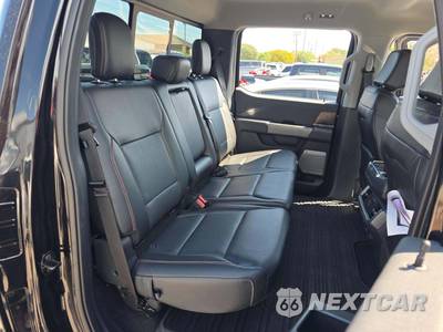 2022 Ford F-150 LARIAT Crew Cab Short Bed - zdjęcie 16 z 20 - miniatura