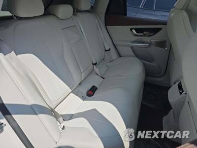 2023 Mercedes-Benz EQE 350 SUV - zdjęcie 17 z 22 - miniatura