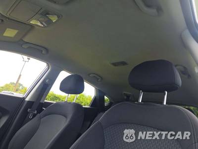 2012 Hyundai Tucson GL - zdjęcie 11 z 27 - miniatura